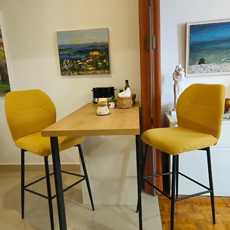 Nomi Vodice